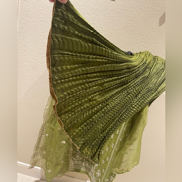 Green 3 Piece Embroidered Kurta Crushed Sharara - Picture 5 of 5